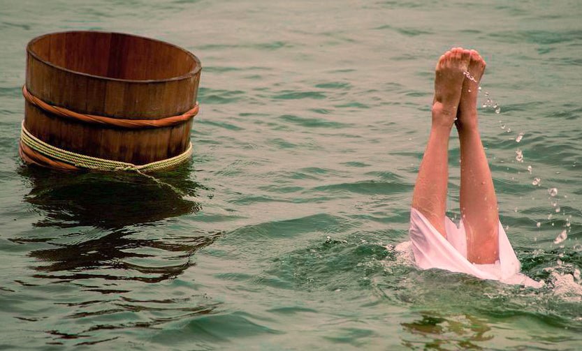 LEISURE LETTER 022: The Ama San | Perrenial Mermaids of Japan - Dandy Del Mar